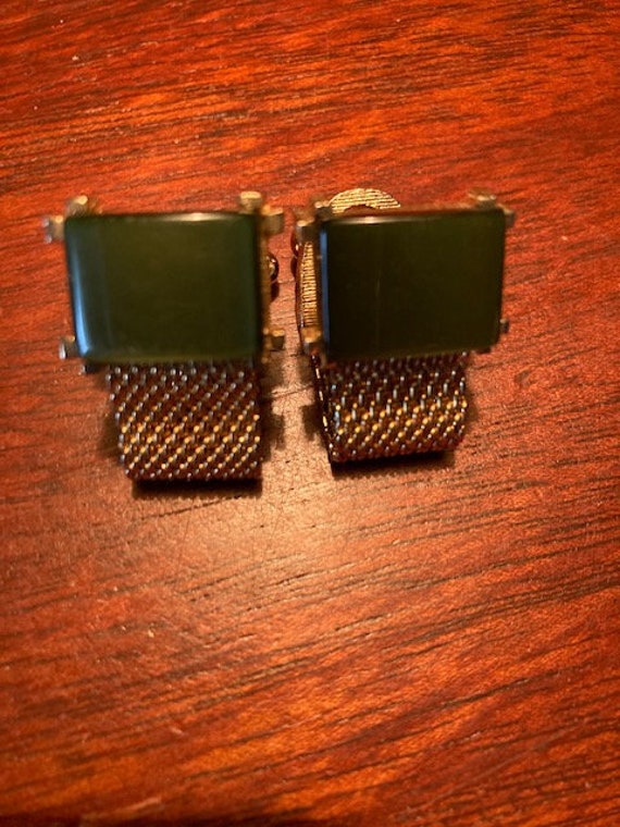 Swank Jade Goldtone Wrap Around Cufflinks