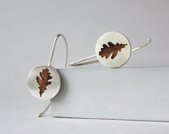 Dangle Oak leaf earrings in sterling silver and wood, Nature inspired jewelry, Minimalist statement nature earrings, Unique gift for her
