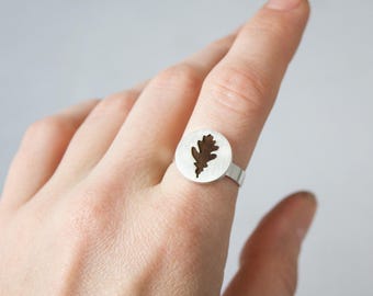 Oak Leaf Ring in Silver and Wood, Nature Inspired Jewelry, Botanical Minimalist Ring, Handmade Wooden Statement Ring, Unique Gift for Her