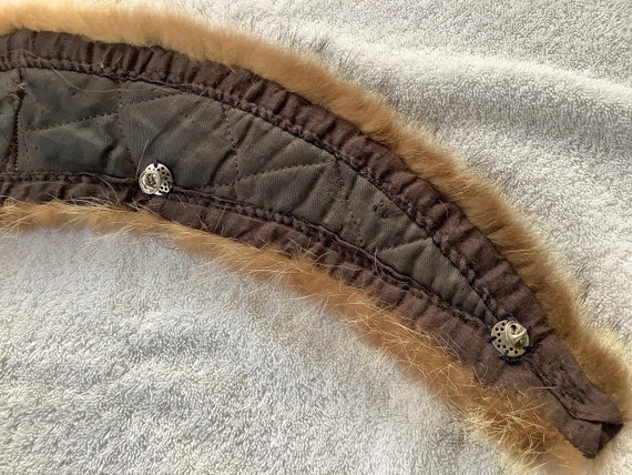Fur collar with attached snap/pin, raccoon - image 7