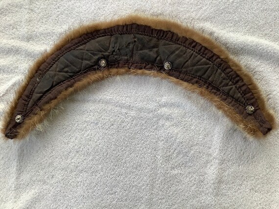 Fur collar with attached snap/pin, raccoon - image 6