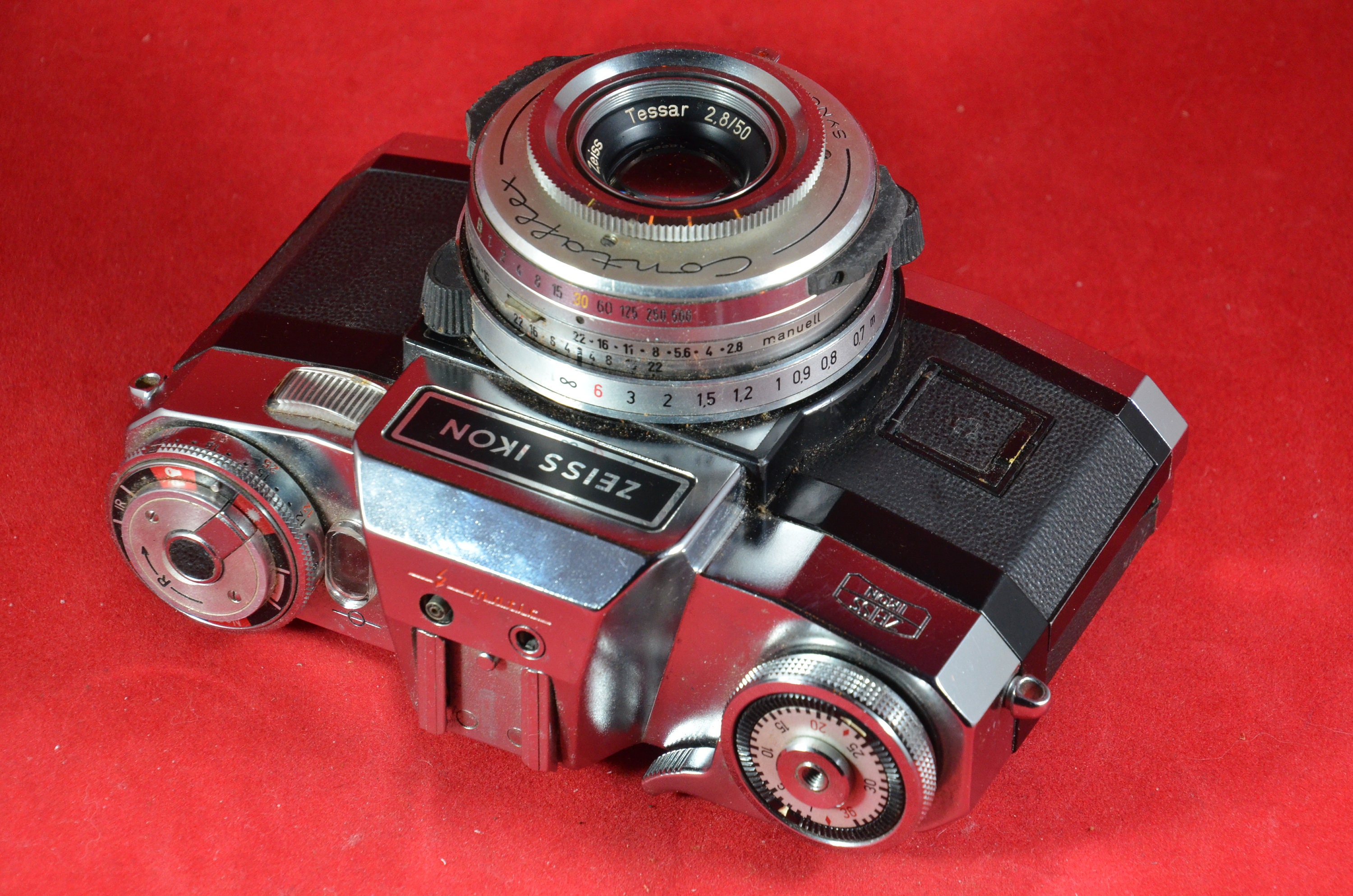 Zeiss Ikon Contaflex II mit 45mm f/2,8 Tessar – #E20488 – Foto Köberl – Secondhand