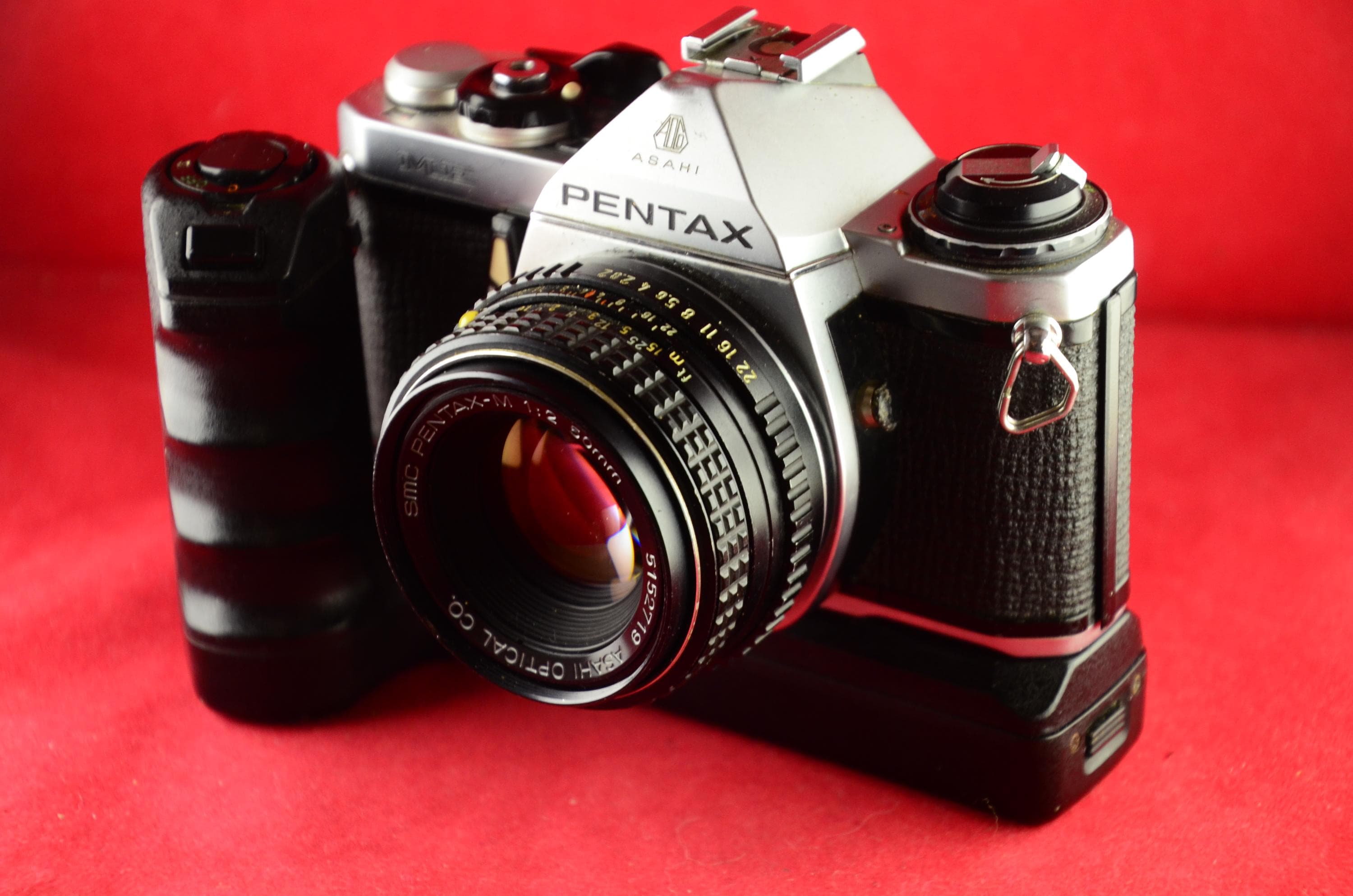 Pentax 50mm SMC MV1 Camera Pentax-M SLR 35mm Film - With 1:2 Lens