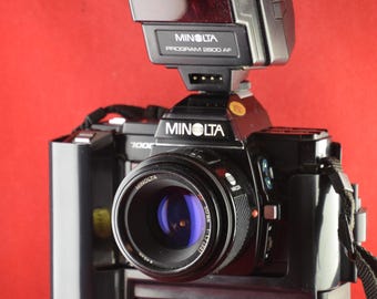 Minolta Dynax/Maxxum 7000 AF com 50 mm 1.8 digitalizada com I'mback35