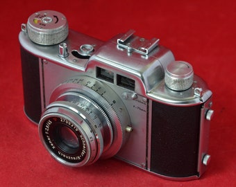 Vintage Camera Dolca 35 II No.62241-nipool Lens 1:3.5 No