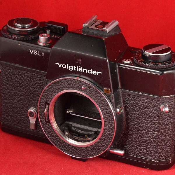 Voigtländer VSL1 TM body with Pentacon auto 50 mm 1.8 lens