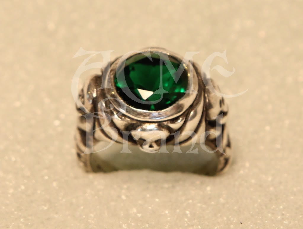 ジョニーの（スクリーンに忠実な）J・スパロウ エメラルド スカル