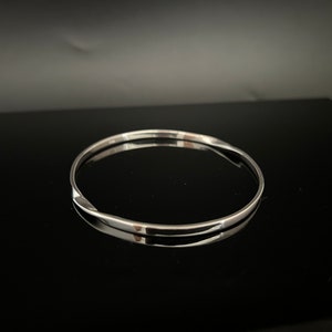 Twist Silver Bangle - 925 Sterling Silver -- Silver Bangle