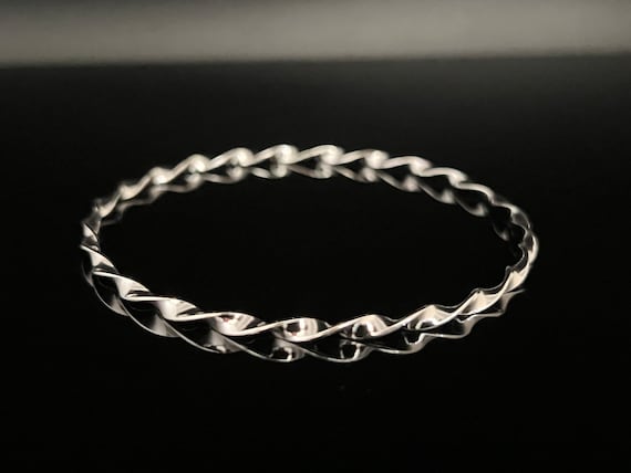 ブレスレット WILLIE and DUFFY Twisted Bangle Silver 925 Handmade 925 Sterling Silver Vintage Twisted Bangle Bracelet 8.25