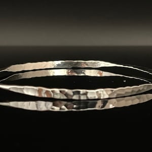 ジューヴェ二リア バングル モダン スキニー シルバー バングル 65 mm / シンプル シルバー