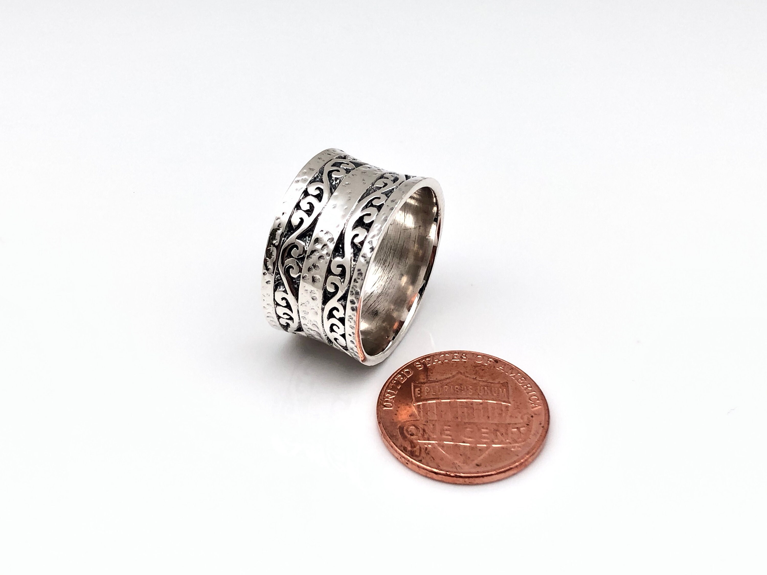 Scroll Ring // Oxidized Swirl Vines Silver Ring // 925