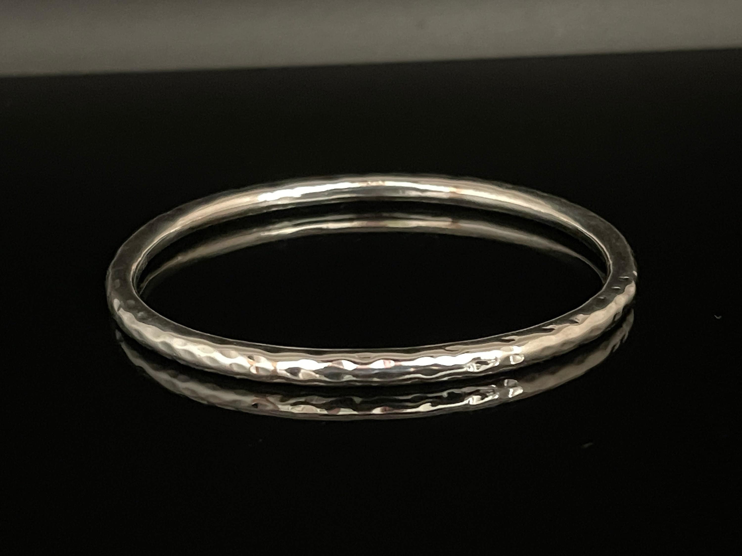 Hammered Oval Silver Bangle - 925 Sterling Silver - Size 7