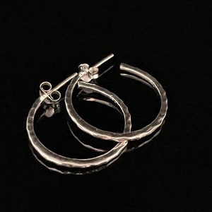 Hammered Silver Hoop Earrings - 925 Sterling Silver - Pushback Hoop Earring