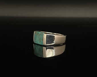 Squared Turquoise Signet Ring // 925 Sterling Silver // Sizes 7 to 12 Available // Men’s Turquoise Ring