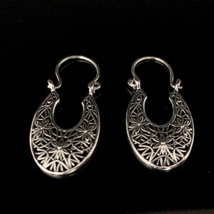 Floral Silver Hoop Earrings - 925 Sterling Silver - Oxidized - Life Flower Earrings