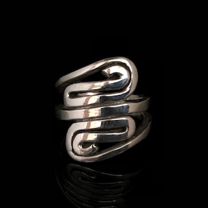 Wavy Silver Ring // 925 Sterling Silver // Curvy Silver Wave Ring // Abstract Silver Ring // Sizes 6 to 10