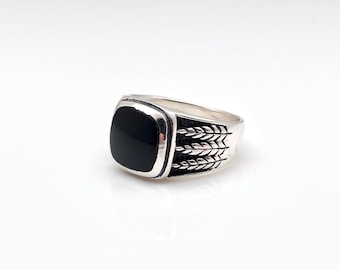 Black Onyx Silver Ring // 925 Sterling Silver // Onyx Signet Ring