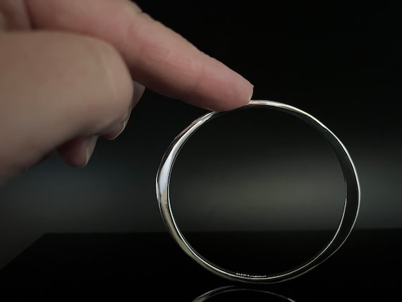 Flat Oval Silver Bangle - 925 Sterling Silver -- Silver