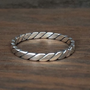 Thin Braided Silver Ring // 925 Sterling Silver // Hammered Braided Silver Ring // Sterling Ring