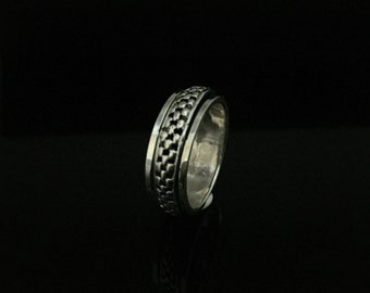 Pattern Spinner Ring // 925 Sterling Silver // Thick Band Design // Size 11