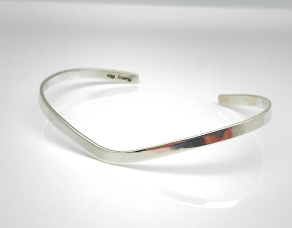 V*x様 Tah'Bah IngotSilver Cuff c.1945 SILCUT STAMMBERGER Punch,right side down | KARL STORZ