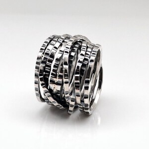 Multi Strand Etched Silver Ring Size 9 / 925 Sterling Silver / Oxidized Multi Strand Ring / Industrial Design Silver Ring / Distressed Ring