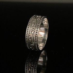 Bali Vines Ring // 925 Sterling Silver // Oxidized