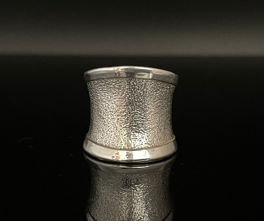Textured Concave Silver Ring // 925 Sterling Silver // Adjustable - Etsy