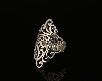 Oxidized Sterling Silver Swirl Ring: Vintage Scroll Design