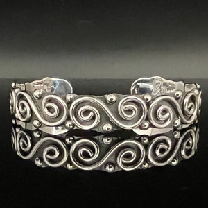 Silver Swirl Cuff Bracelet - 925 Sterling Silver - Swirl Design Cuff -- Silver Cuffs