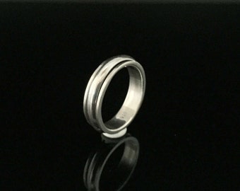 Single Band Spinner Ring // 925 Sterling Silver // Silver Band Spinner Ring // Spin Ring // Spinner Ring