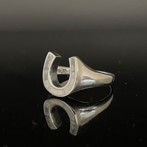 Silver Horseshoe Ring with Genuine White Turquoise Inlay // 925 Sterling Silver // Horseshoe Ring // Sizes 7 to 13