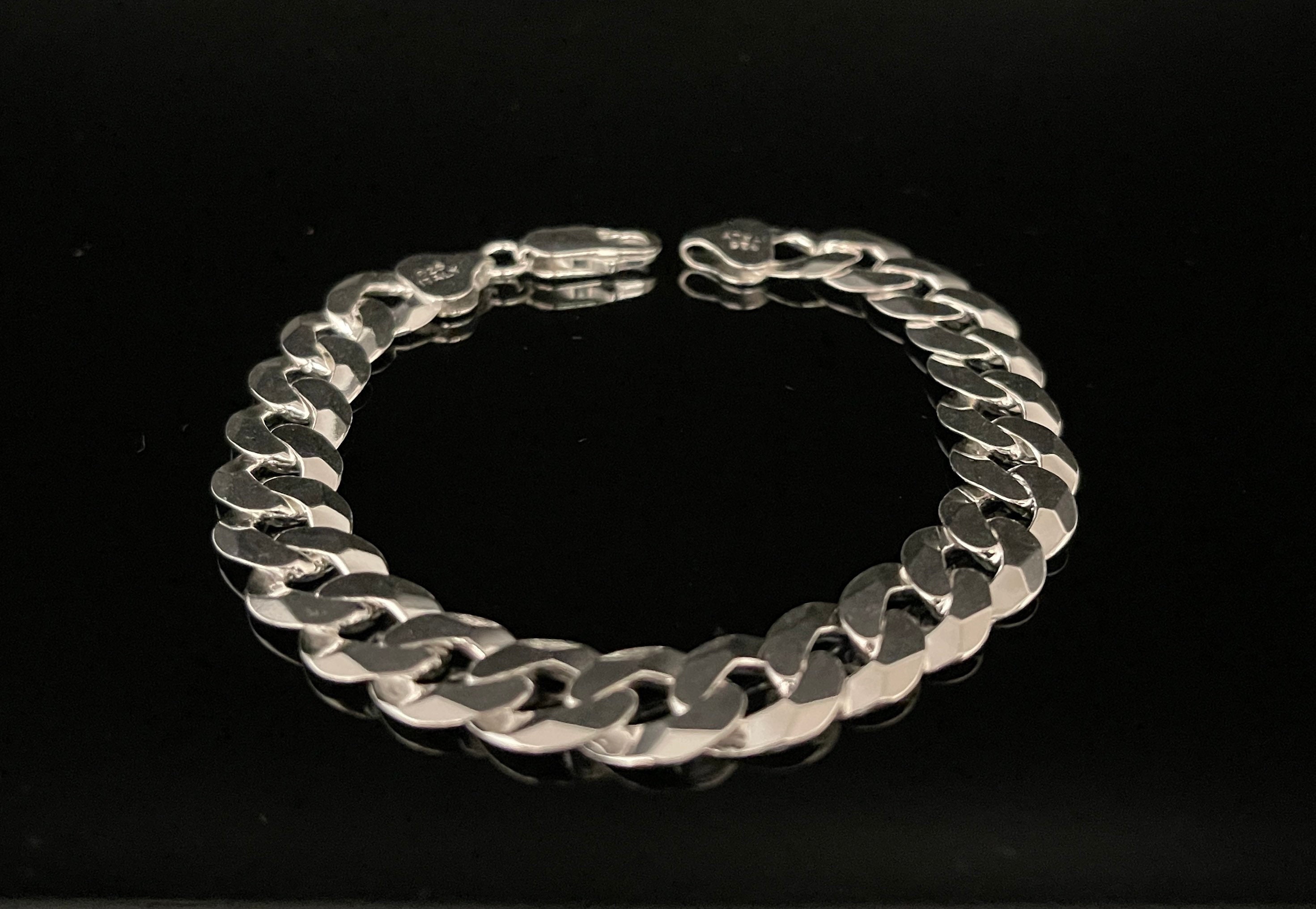 Silver Trinity Knot Shamrock Bracelet - CladdaghRings.com
