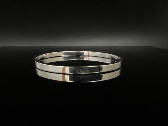 Flat Round Silver Bangle - Simple Round Silver Bangle - 925