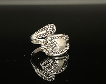Vintage Victorian Style Silver Spoon Ring // 925 Sterling Silver // Sizes 5 to 10