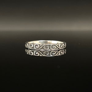 Swirls Band Ring // 925 Sterling Silver // Sterling Silver Swirl Ring // Oxidized Swirl Ring // Ring for Women