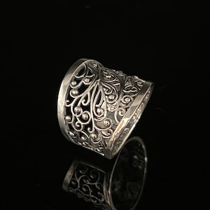 Filigree Vines Silver Ring // 925 Sterling Silver // Handmade // Sizes 6-9