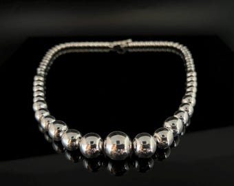 Graduated Sterling Silver Bead Necklace - 18 Inch