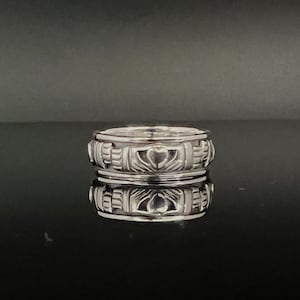 Claddagh Spin Ring // 925 Sterling Silver // Men’s Celtic Spinner Ring