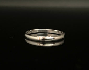 2mm Silver Band Ring // 925 Sterling Silver // Thin Silver Band Ring