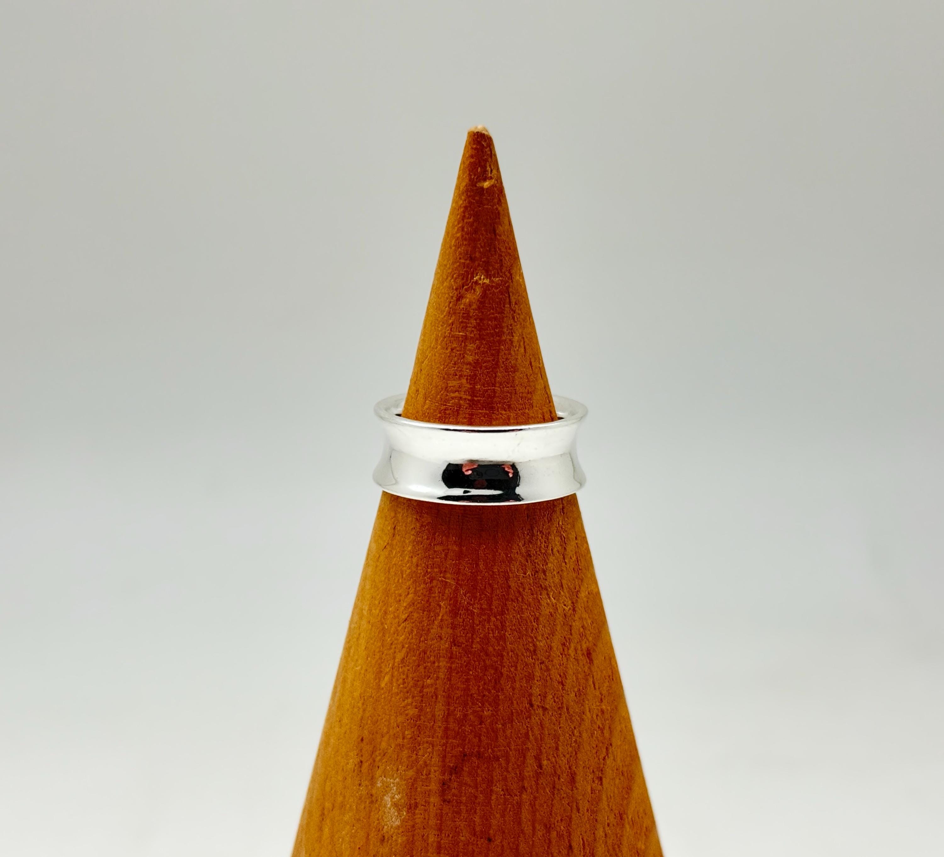 Concave Sterling Silver Band Ring: Minimalist Polished Band - Etsy