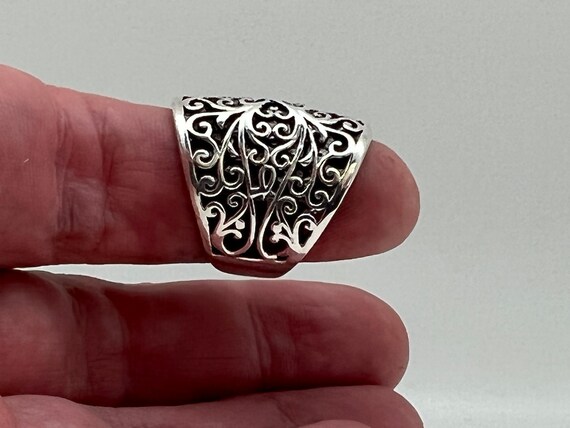 Anello in argento sterling con onice nero, filigrana vintage, design barocco - Italia Anello in argento sterling con onice nero, filigrana vintage, design barocco - Italia