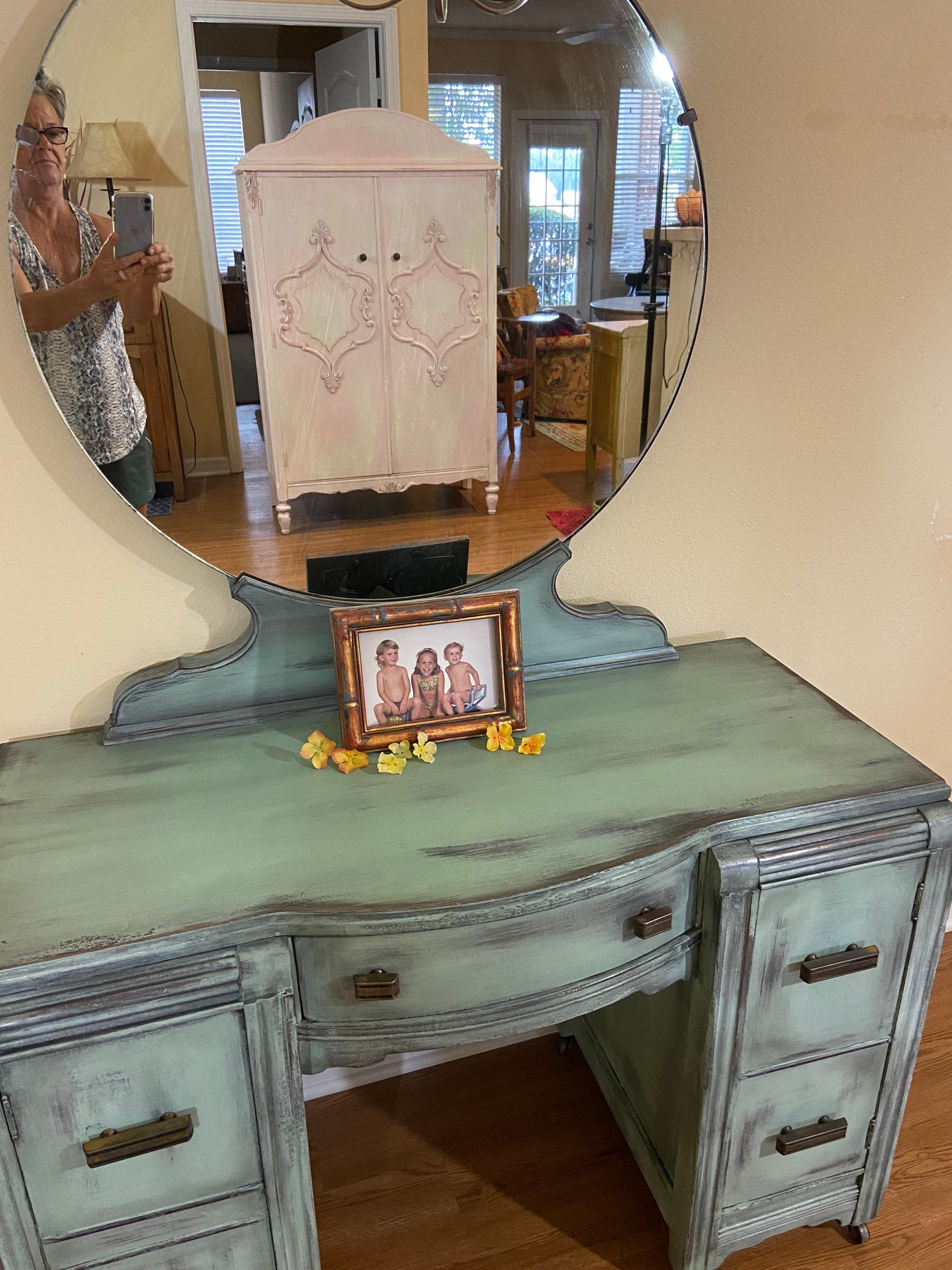 Cottage Vanity country Farmhouse Vintage Vanity Makeup Table Etsy