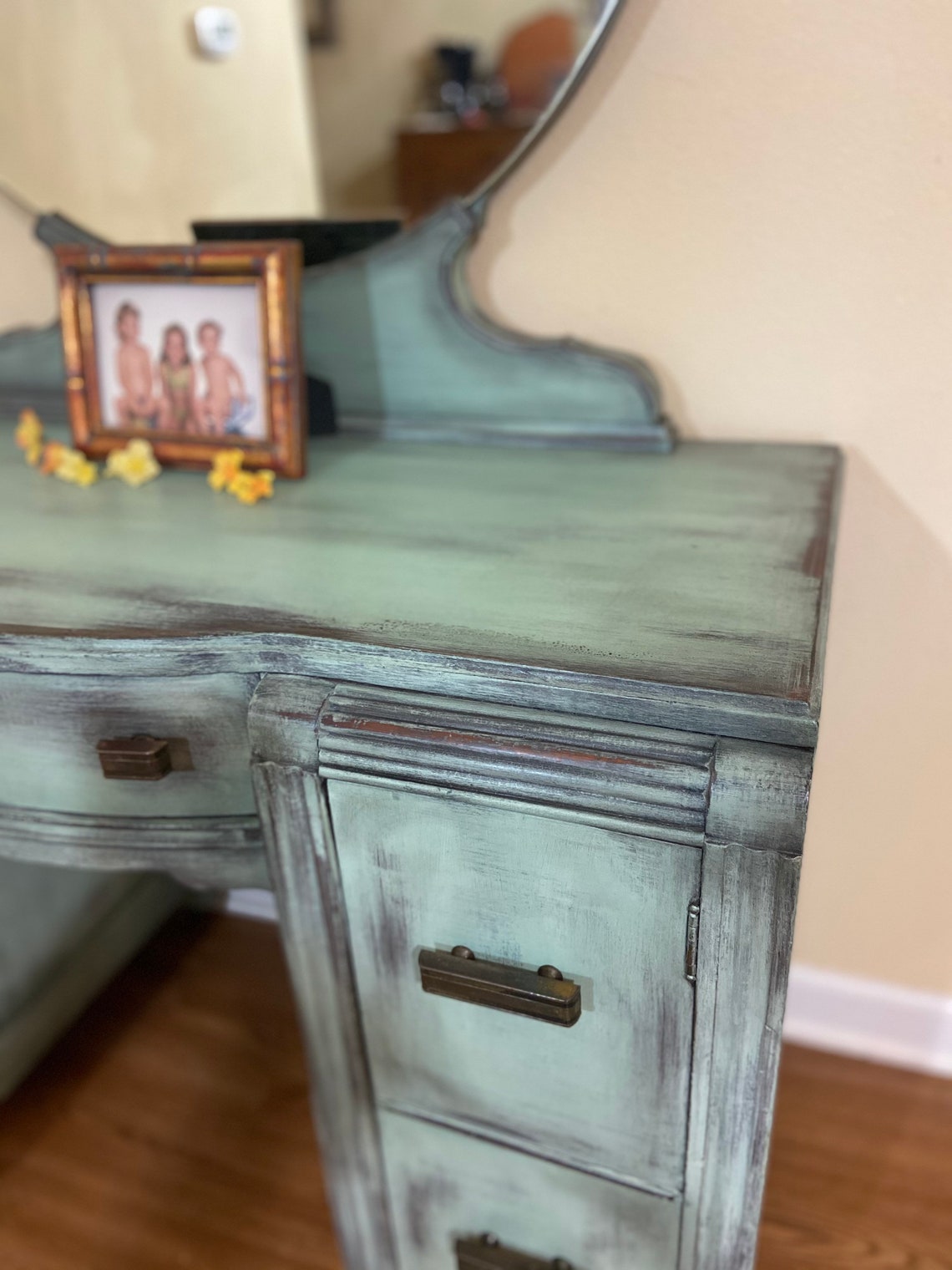 Cottage Vanity country Farmhouse Vintage Vanity Makeup Table Etsy