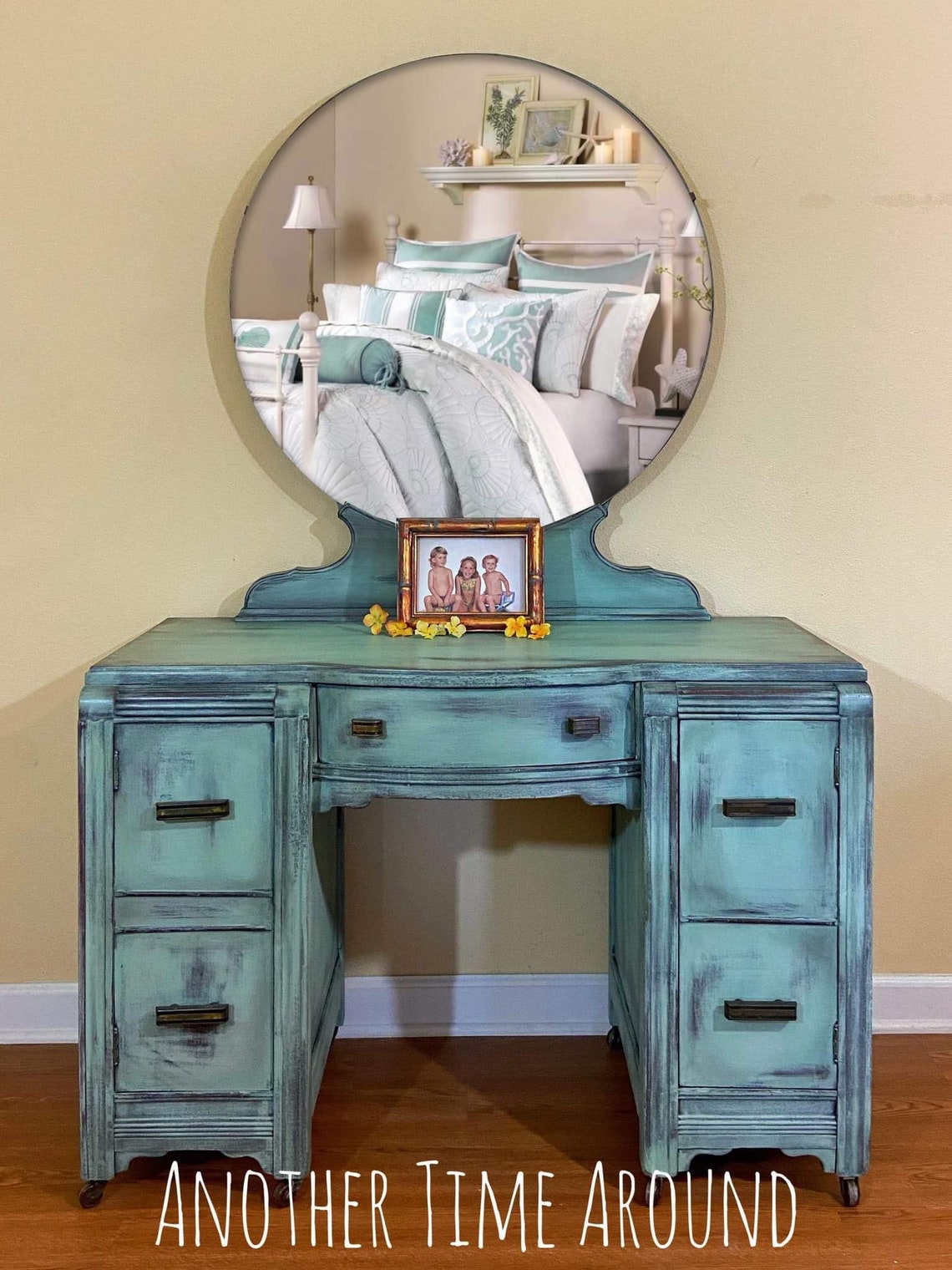 Cottage Vanity country Farmhouse Vintage Vanity Makeup Table Etsy