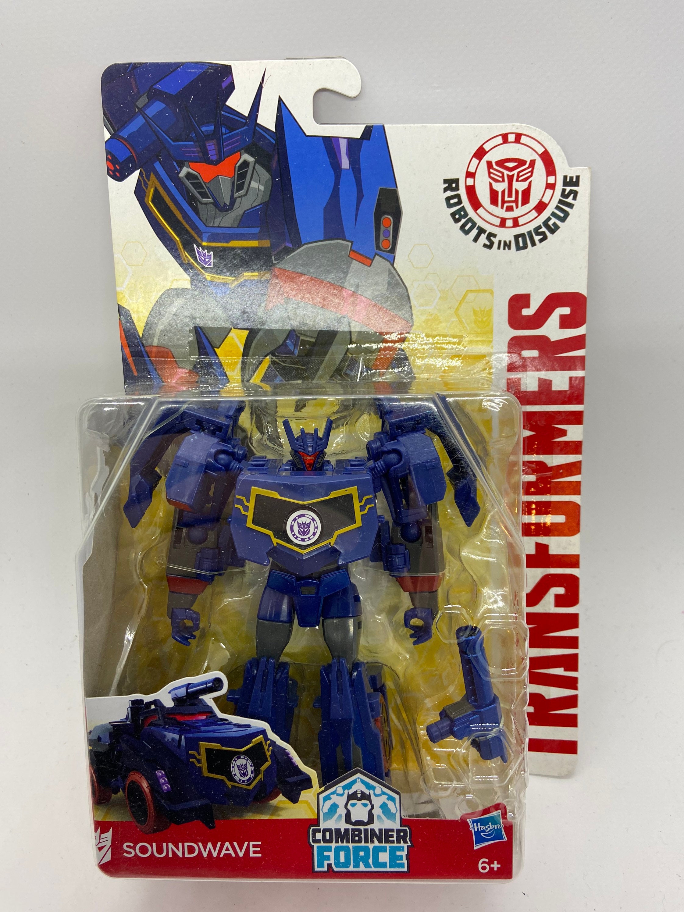 Transformers Robots in Disguise Soundwave Action Figure 