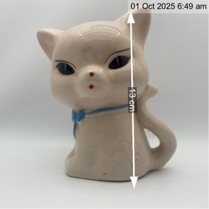 Vintage kitsch cat / kitten 70’s money box