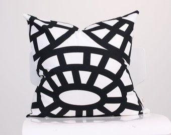 Bold Black Pillow Cover, Geometric Pillow, White Pillow, Decorative Pillow, Black Throw Pillow, Black Accent Pillow, White Cushion Cover