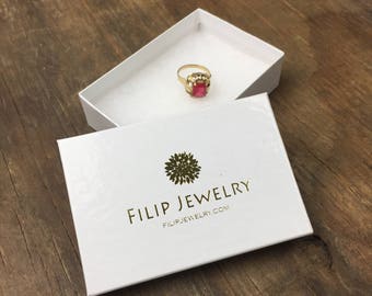 Jewelry box