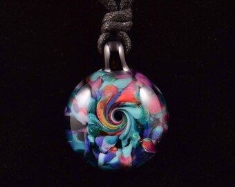 Borosilicate Glass Twisted Frit Pendant